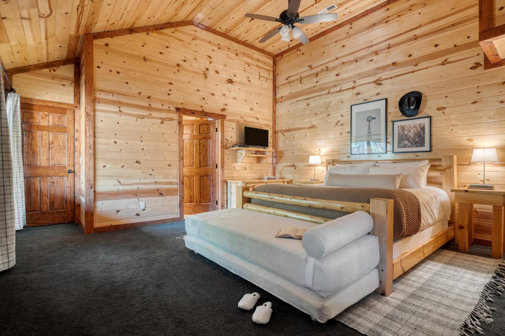 Sycamore By Avantstay Spectacular Mountain Home W Indoor Pool Hot Tub Home Theatre Fire Pit เซอเวียร์วีล ภายนอก รูปภาพ