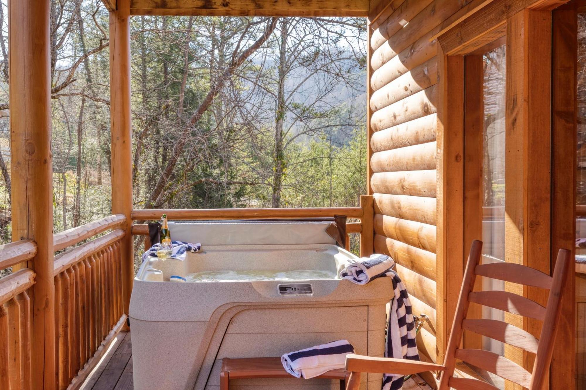 Sycamore By Avantstay Spectacular Mountain Home W Indoor Pool Hot Tub Home Theatre Fire Pit เซอเวียร์วีล ภายนอก รูปภาพ